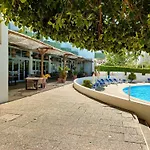 Welkomeinn Ocean View *